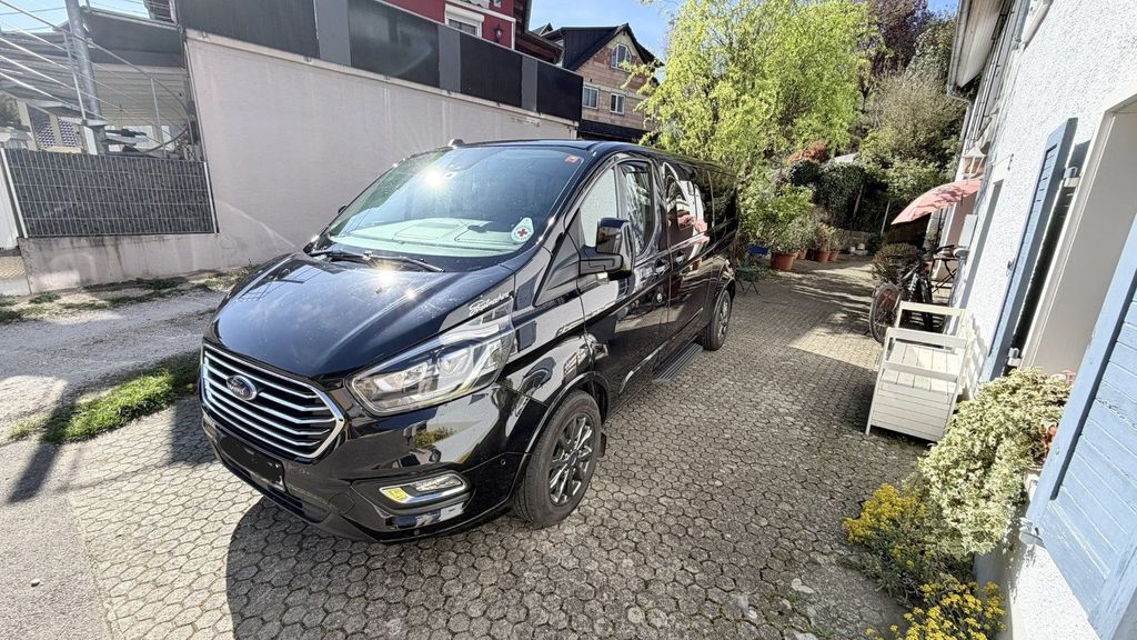 Image of Ford Tourneo Custom
