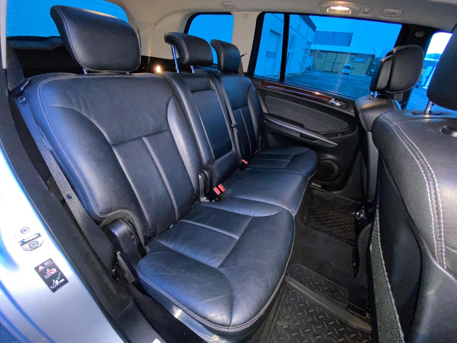 Mercedes-Benz GL320 2008 — photo 15