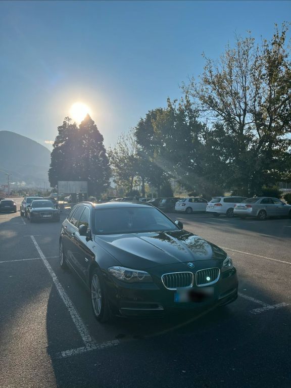 Image of BMW 520