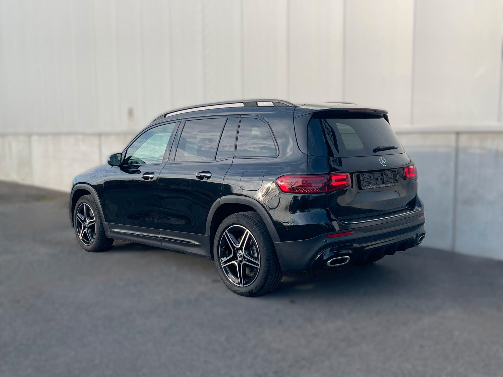 Mercedes-Benz GLB-Klasse 180*AMG-line*Nightpakket*7 personen*N imagem 2