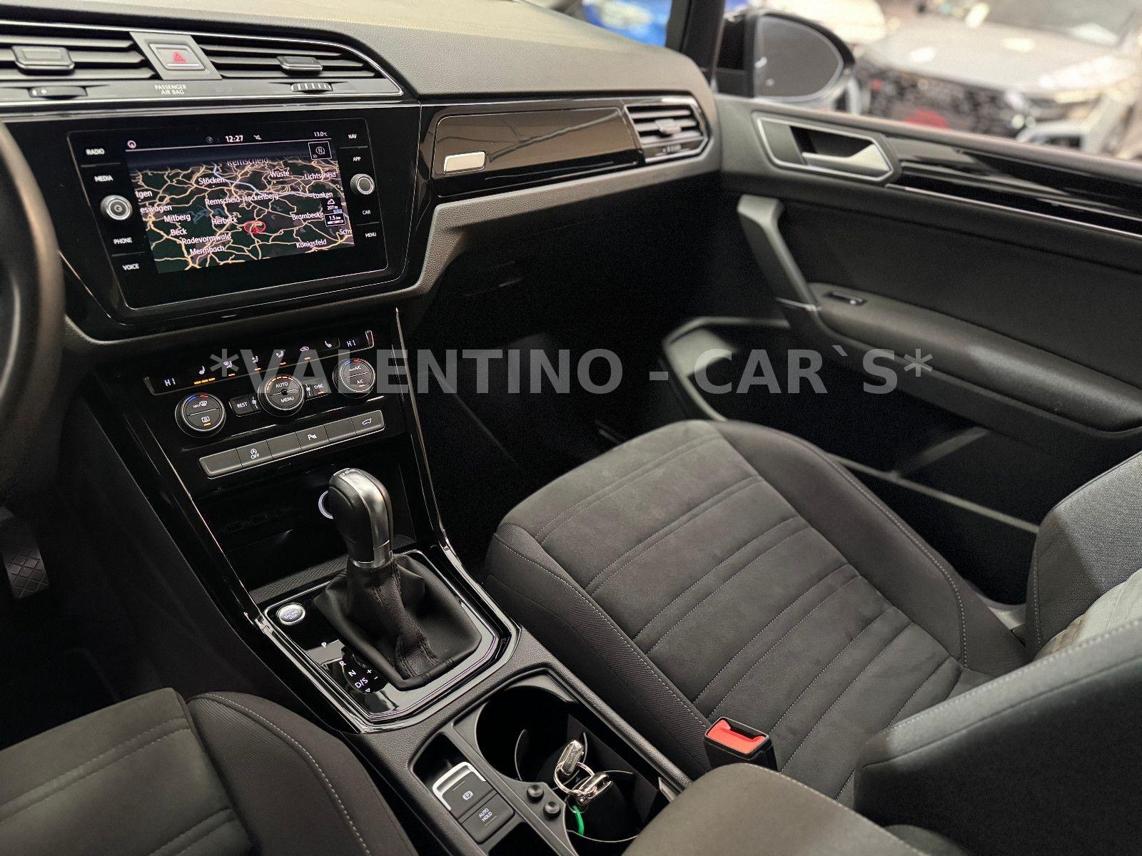 Volkswagen Touran Highline R-Line/DSG/Massage/Navi/LED/Temp