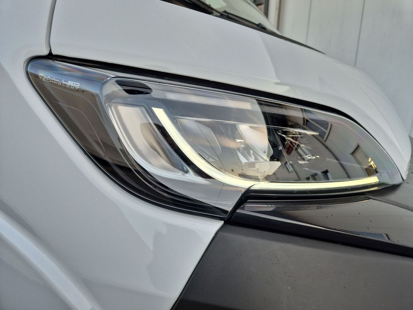Fahrzeugabbildung Peugeot Boxer KW 35 L3H2 BlueHDi 140 AHK-abn. Navi