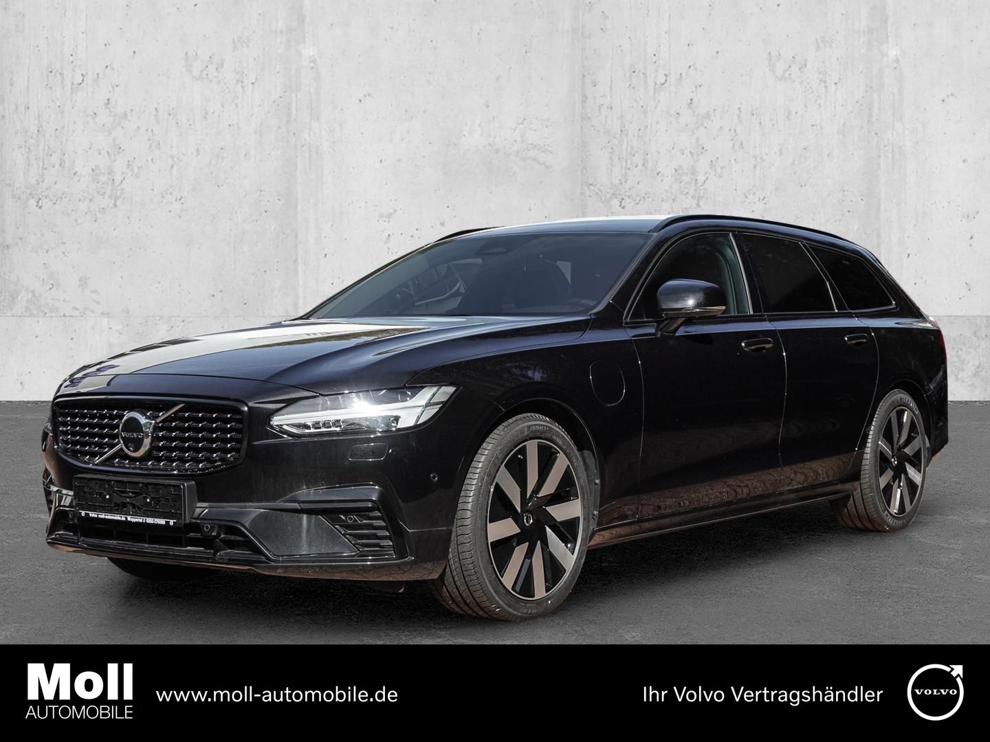 Volvo V90 Kombi Plus Dark Recharge Plug-In Hybrid AWD 