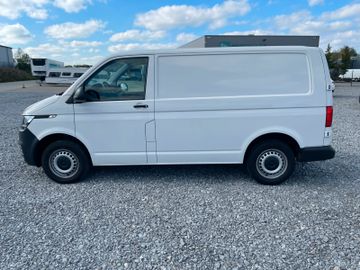 Fahrzeugabbildung Volkswagen T6.1 Transporter 2.0 TDI  KlimaPDC Flügeltürer