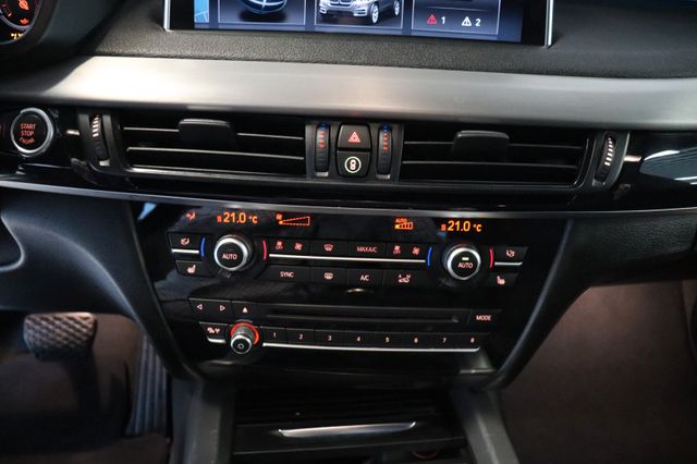Fahrzeugabbildung BMW X5 xDrive 30 d M-Sportpaket|H/K|ACC|LED|H-UP|