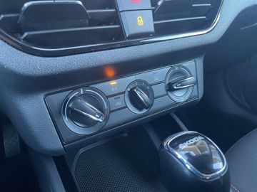 Skoda Kamiq 1.0 TSI DSG Ambition *AHK*PDCHI*SMARTLINK*