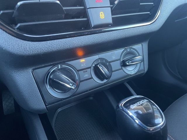 Skoda Kamiq 1.0 TSI DSG Ambition *AHK*PDCHI*SMARTLINK*