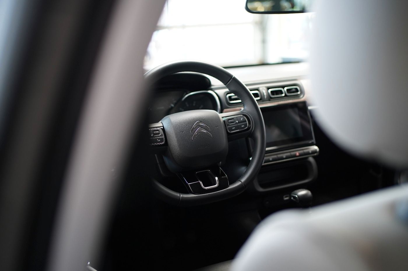 Fahrzeugabbildung Citroën C3 PureTech 110 Shine Pack Sitzheizung Navi DAB