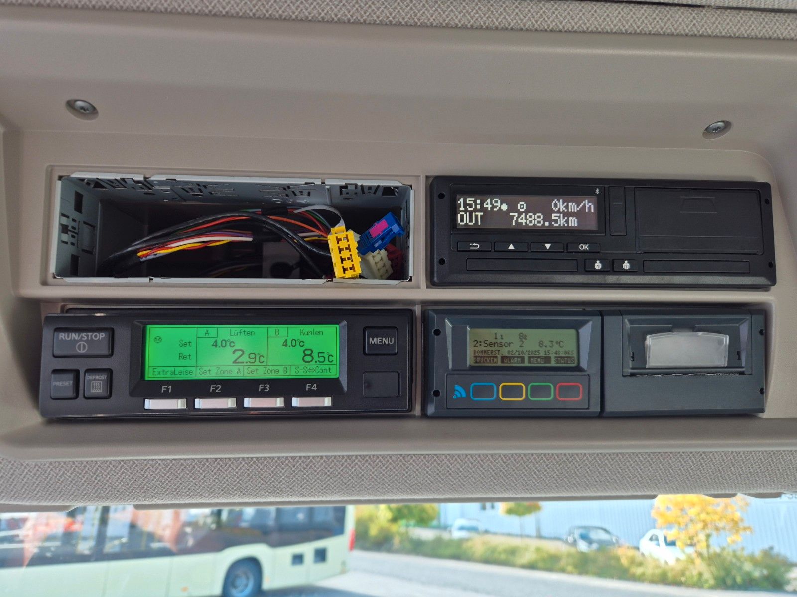 Fahrzeugabbildung Iveco AD190S40/FP Lamberet Mitsubishi LBW Tür AHK