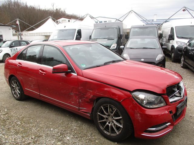 Mercedes-Benz C 180 CGI BlueEfficiency Navi Parktronik CD Alu