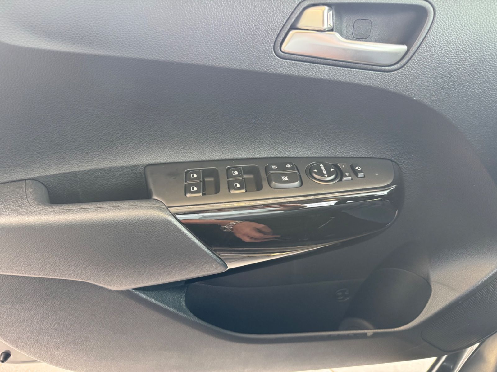 Fahrzeugabbildung Kia Picanto Dyn Line Plus/Sofort