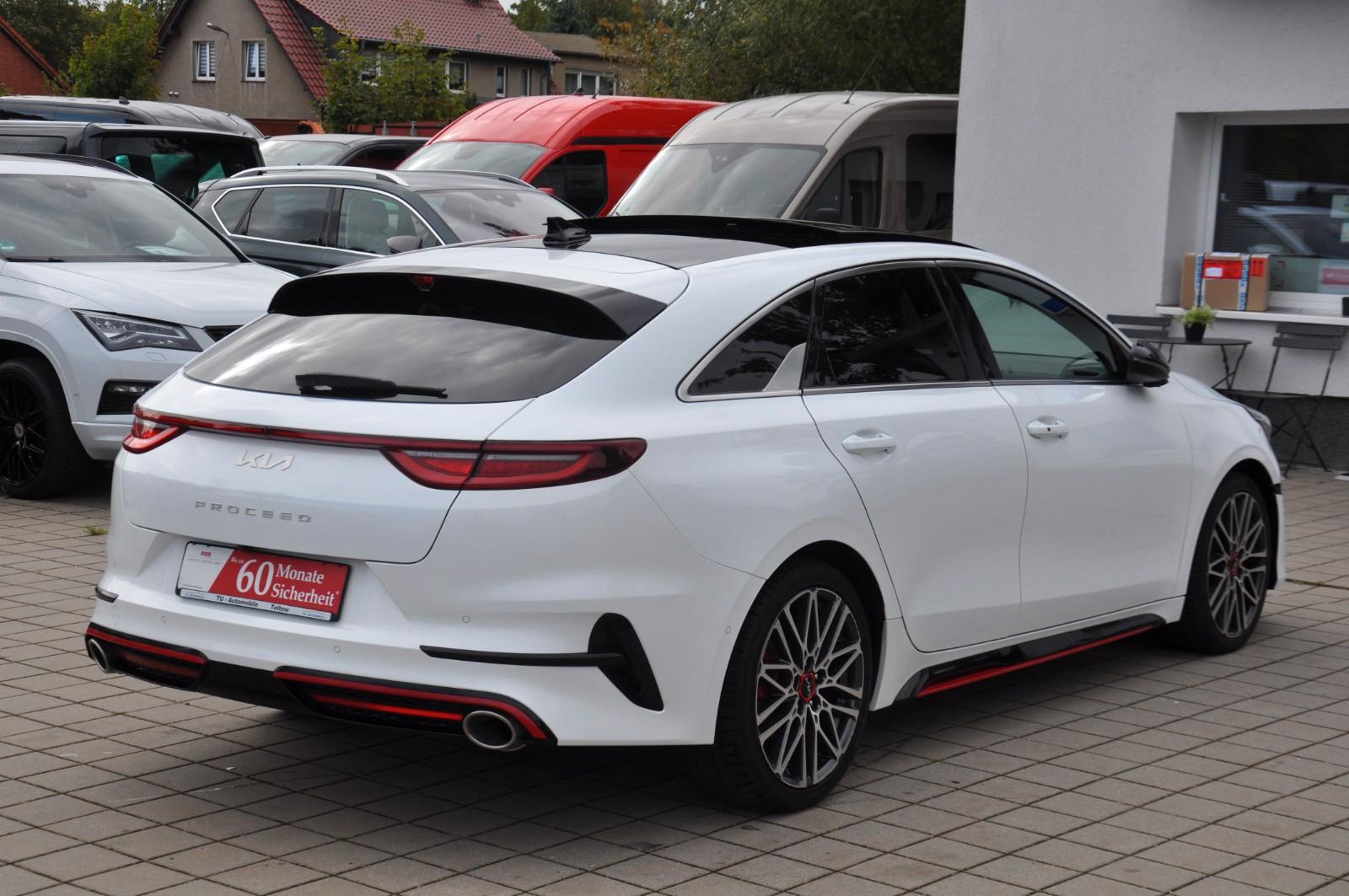 Kia ProCeed GT 1.6 T-GDI ACC-LED-PANO-MEMORY-RKAM
