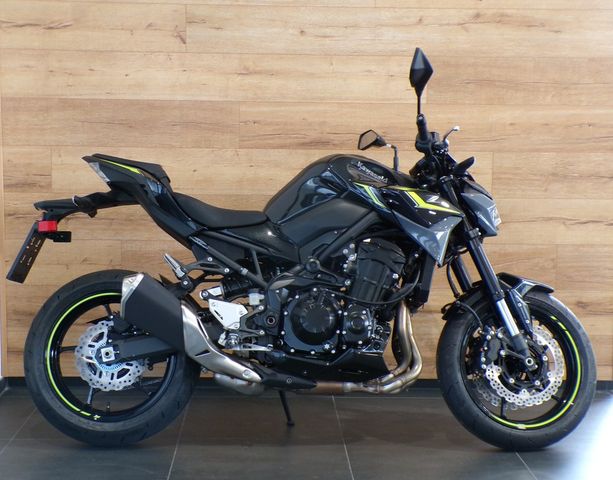 Kawasaki Z900 / Sofort verfügbar !