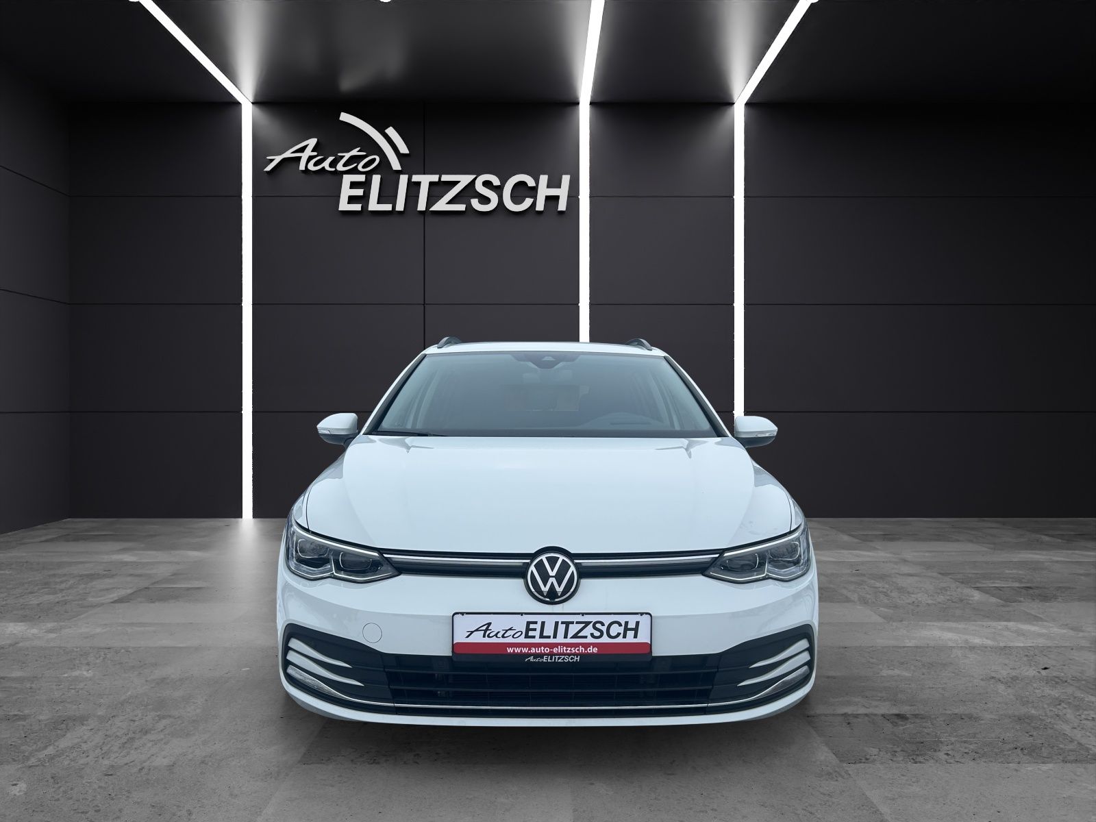 Fahrzeugabbildung Volkswagen Golf VIII Variant Style TDI DSG IQ.Light ACC SH