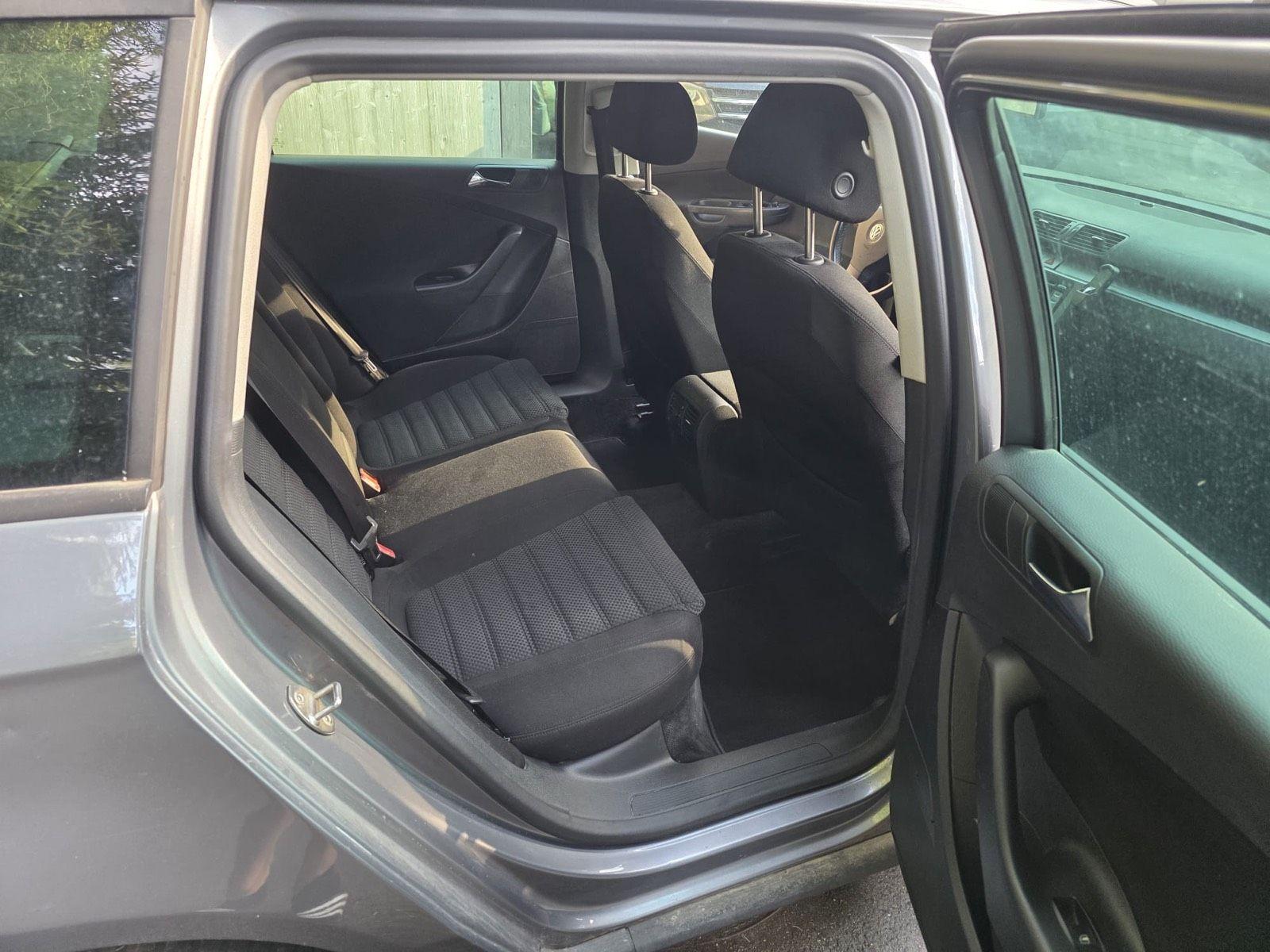 Volkswagen Passat 2006 — photo 11