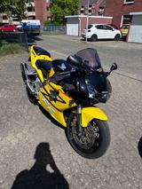 Honda Fireblade CBR900RR - HONDA CB900F