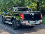 Mitsubishi L200 Pick Up 4x4 Autm. Double Cab Diamant Editio - Mitsubishi L200 in Köln