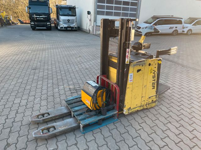 Hyster Doppelstock Hochhubwagen / Plattform P2.0SD-2100