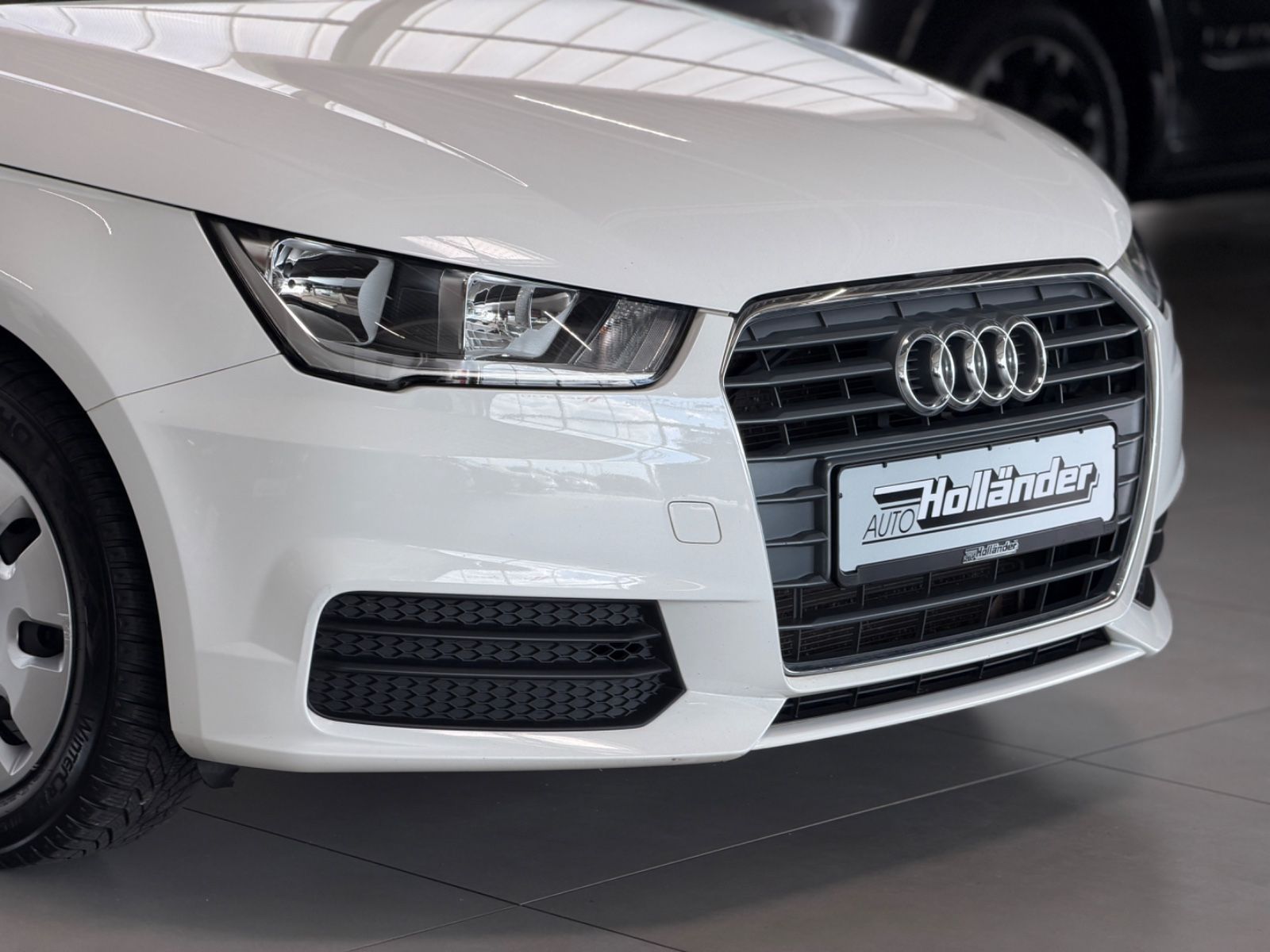Fahrzeugabbildung Audi A1 1.0 TFSI 1.Hand Klima Tempomat Komfort Paket