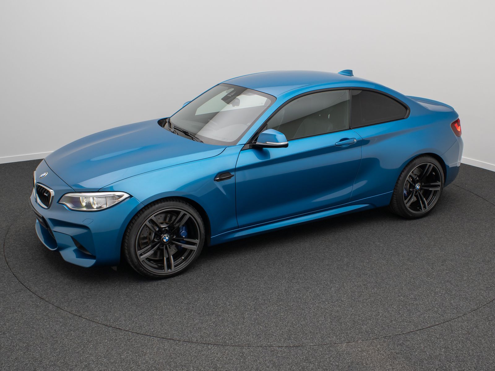 Fahrzeugabbildung BMW M2 Coupé Xenon H/K Alarm DAB NavPro Leder 19Zoll