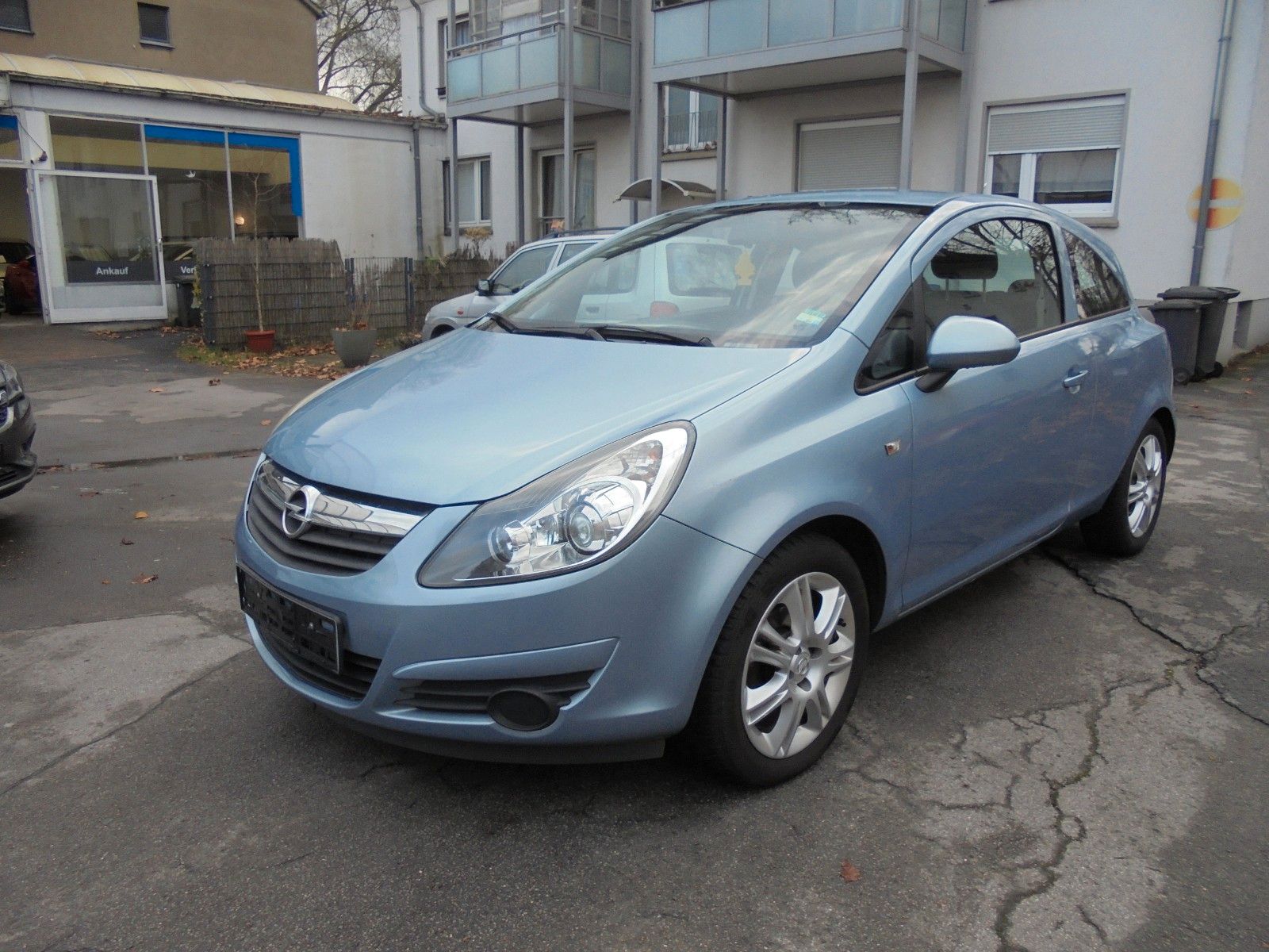 Fahrzeugabbildung Opel Corsa D Edition Klima/el Fenster/Servo/TÜV NEU/