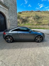 Audi TT - 1