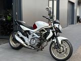 Suzuki SFV 650 Gladius *Reifen+Service+HU Neu* - SUZUKI GLADIUS SFV 650