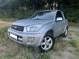 Toyota RAV 4 2.0 4x4 - - Toyota RAV 4 aus 2001