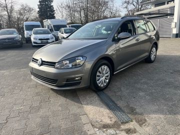 Volkswagen Golf - 4
