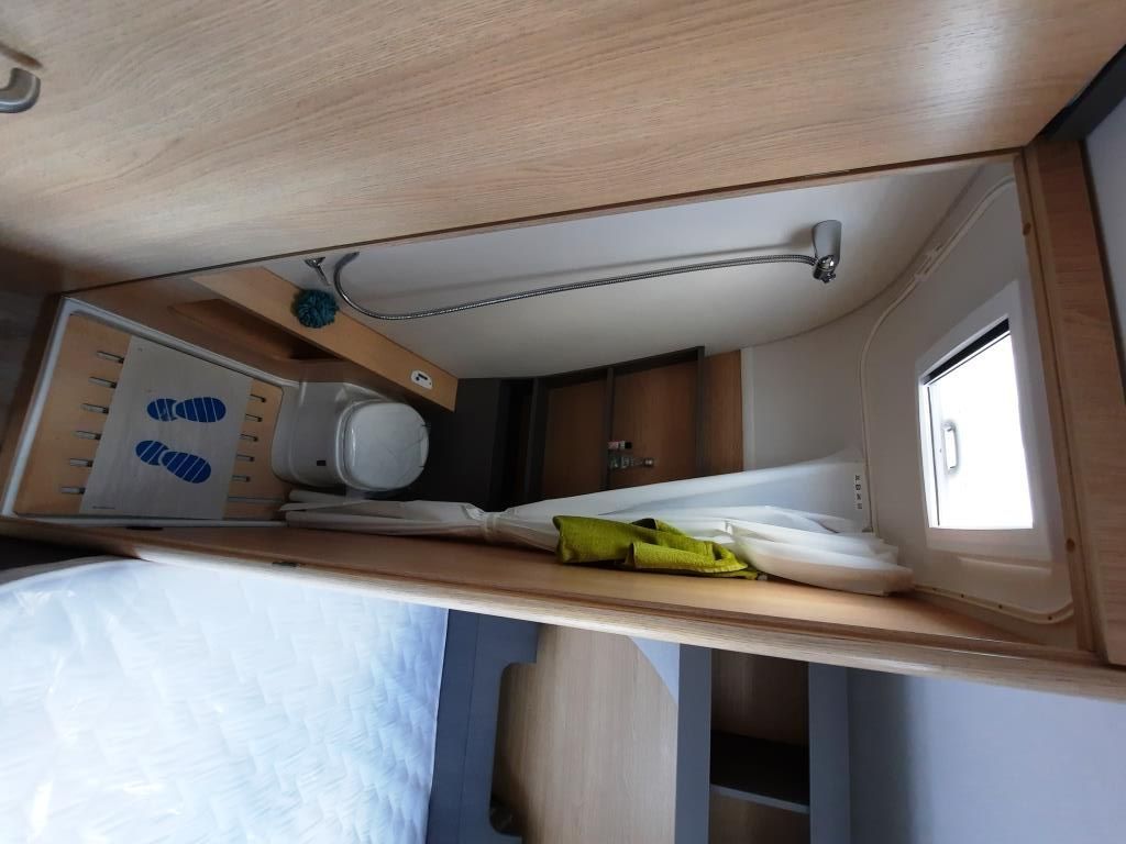 Fahrzeugabbildung LMC Tandero 480 D Verfüg./UltraHeat/Dusche