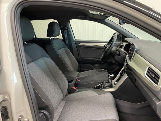 T-Roc Move 1.5 TSI DSG AHK ACC NAV RFK