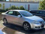 Volkswagen Jetta V 1.9TDI Comfortline*Klima*Kupplungschaden - Volkswagen Jetta aus 2007 mit Diesel-Antrieb