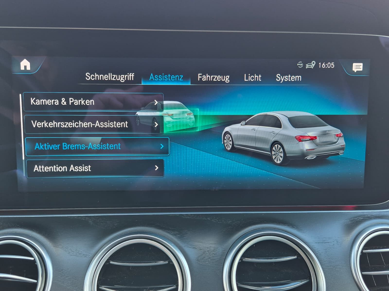 Fahrzeugabbildung Mercedes-Benz E 200 AMG NIGHT*LED*MEMORY*MBUX*KAMERA*19"