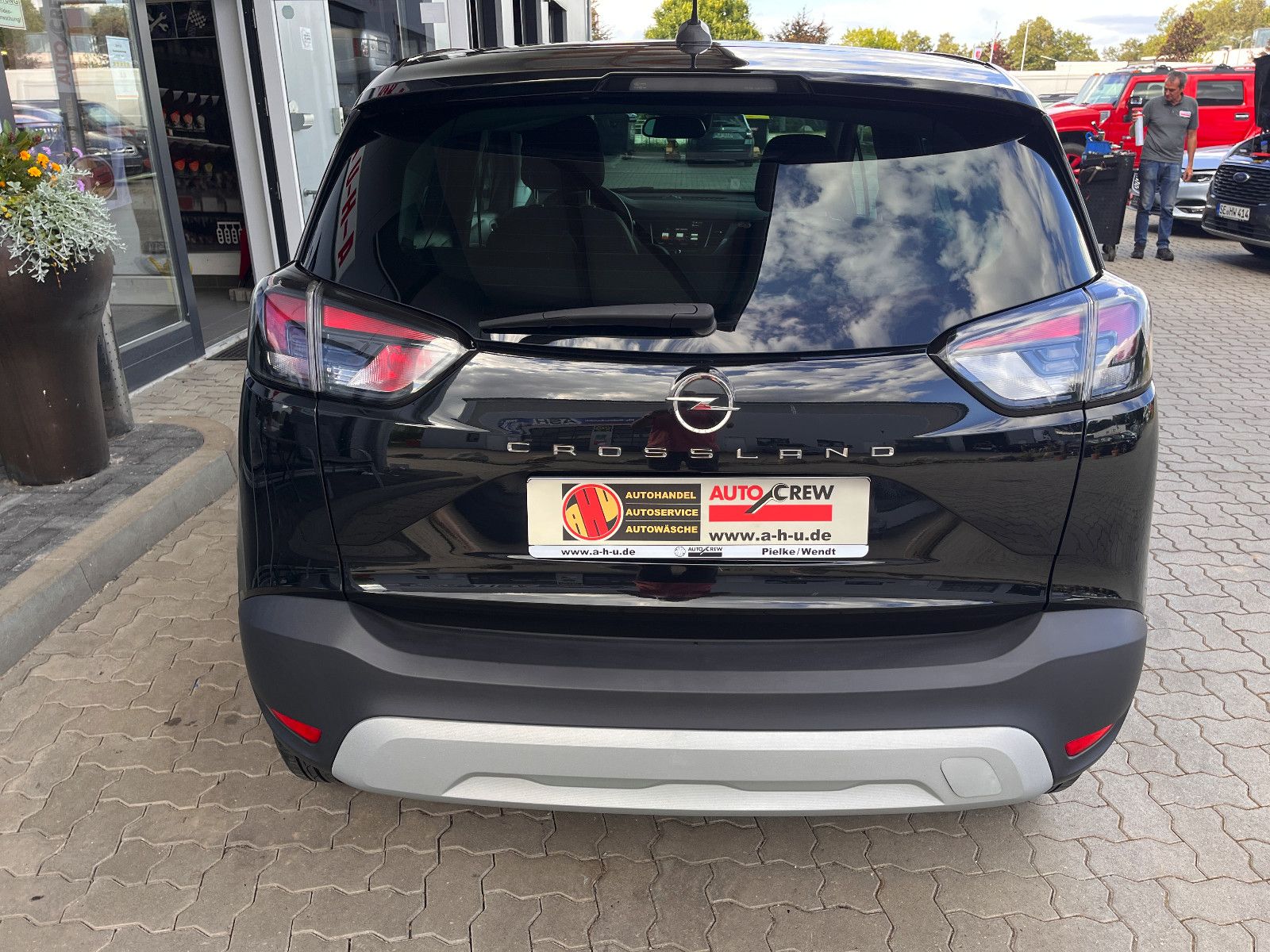 Fahrzeugabbildung Opel Crossland Elegance 1.2 Turbo