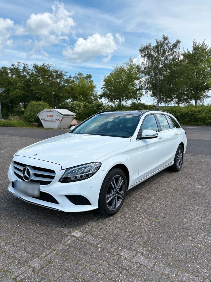 MERCEDES-BENZ Mercedes C220d 4MATIC