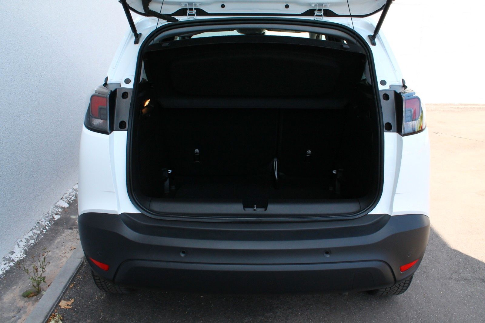 Fahrzeugabbildung Opel Crossland Edition 1.2T,Sitzhzg,LED,PP,Allwetter