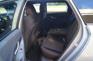 Hyundai i30 1.5 T-GDI MH. N Line DCT-NAVI-LED-KAMERA-PDC