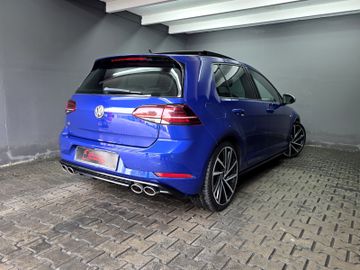 Volkswagen Golf - 3