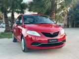 Lancia Ypsilon 1.2 70 CV Silver - rote Lancia Ypsilon
