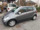Mercedes-Benz A 160 BlueEFFICIENCY - - Mercedes-Benz A 160: Blueefficiency