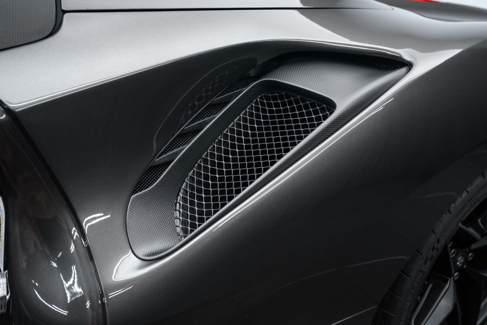 Fahrzeugabbildung Ferrari 488 Pista Spider CARBON/LIFT/1. HAND/STOCK/TOP
