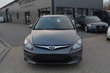 Hyundai i30 CW blue 1.4 Comfort - Hyundai i30 aus 2010: I30cw