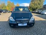 Mercedes-Benz A 180 A  TÜV, Neu Garantie, Automatik - Mercedes-Benz A-Klasse: Coupe