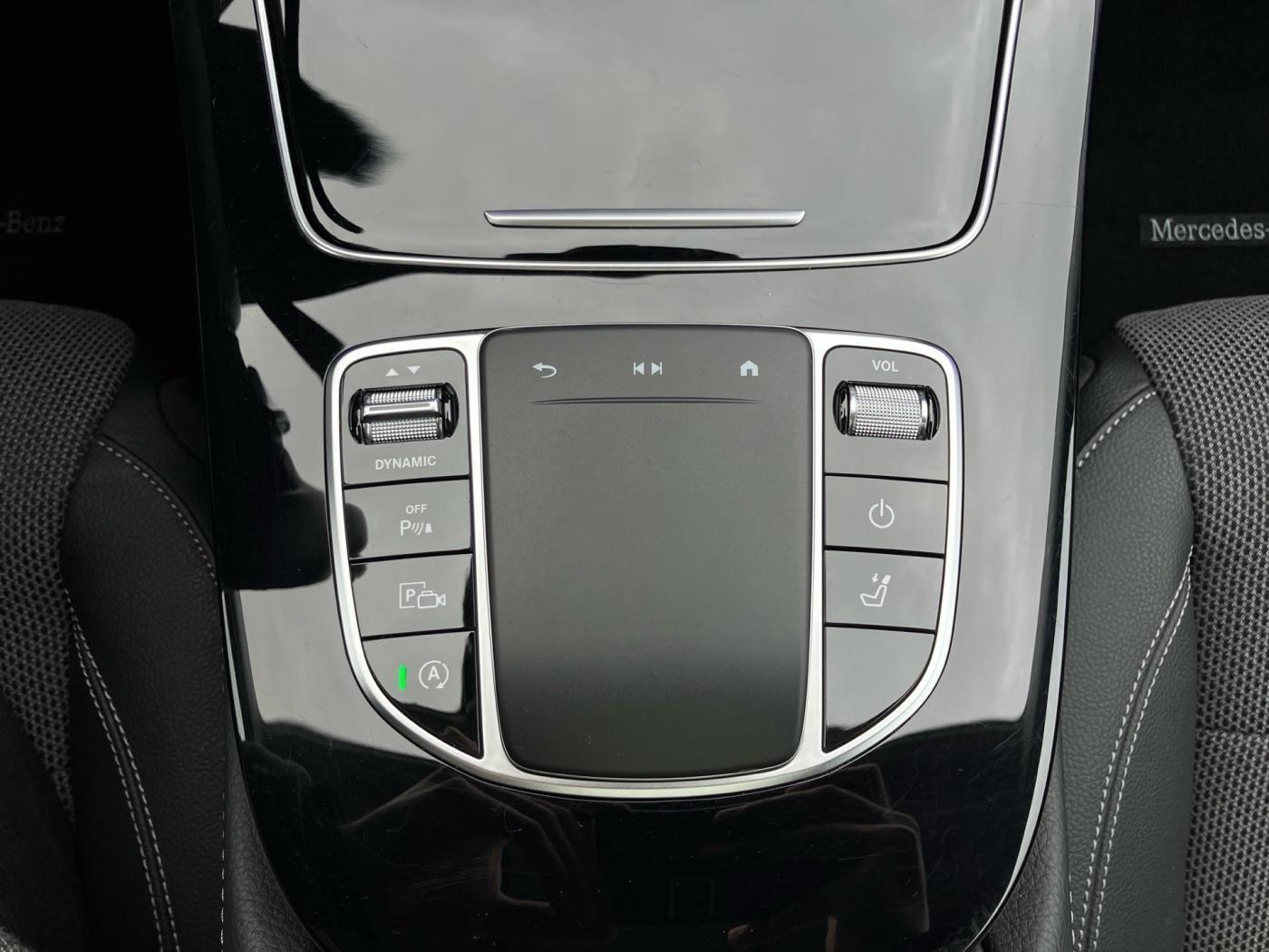 Mercedes-Benz E 220 d T AMG Memory*LEDmulti*360*EasyP*Panorama