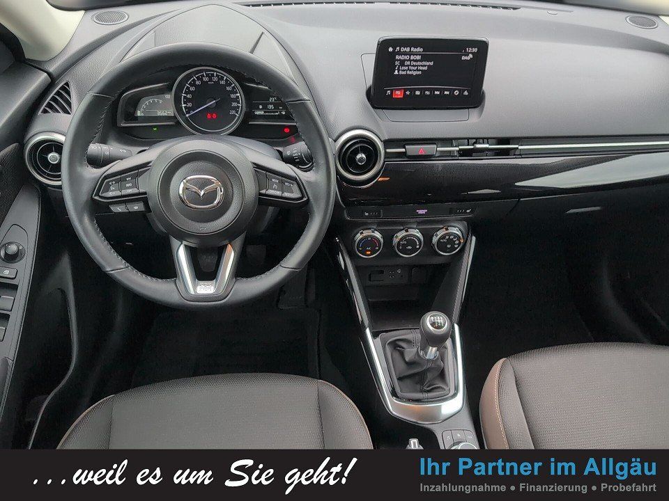 Fahrzeugabbildung Mazda 2 SKY-G 90 KIZOKU RENTNERFZG NEUWERTIG CARPLAY++