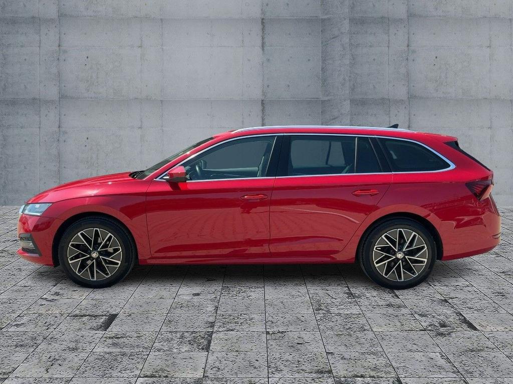 Skoda Octavia 2023 г. Красный, пробег 58211 км