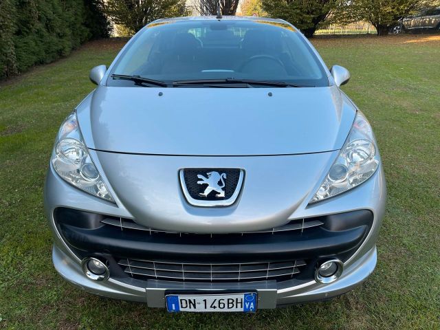 Peugeot 207 1.6 THP 150CV CC Féline