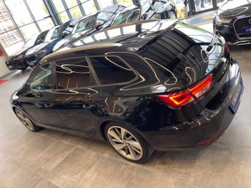 Seat Leon ST FR *ALCANTARA*NAVI*PDC*SZHZ*AHK*