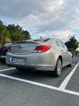 Opel Insignia 2.8 V6 Turbo 4x4 Cosmo Automatik Cosmo - Opel Insignia mit Benzin-Antrieb: Allradantrieb, Limousine, 2.8