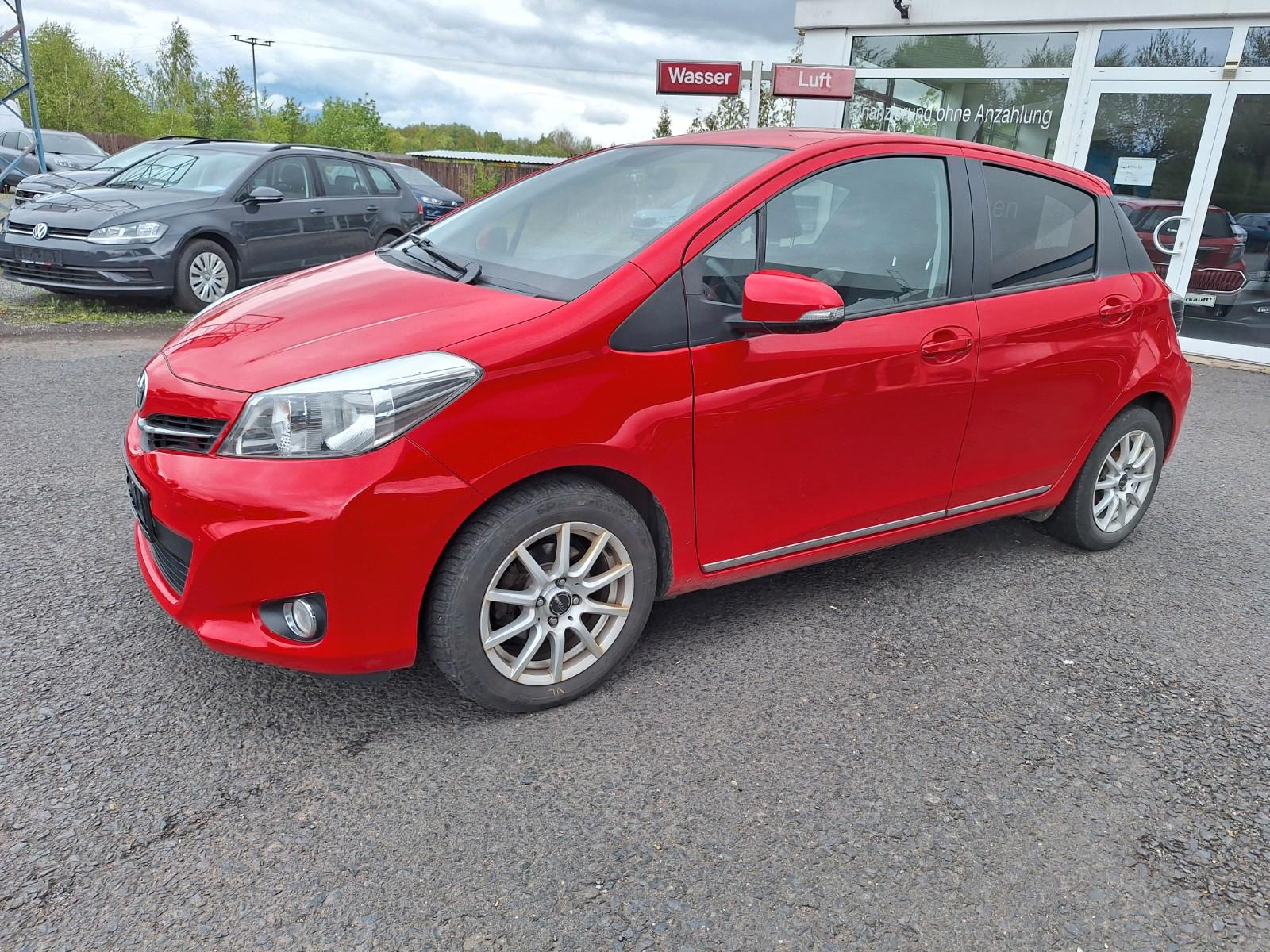 Toyota Yaris 1.4 Edition/Klima/Tempomat/CD/Kamera/8xAlu